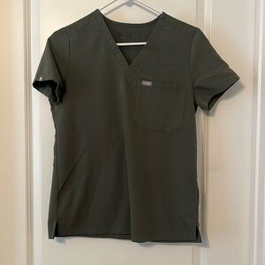 Figs Catarina scrub top